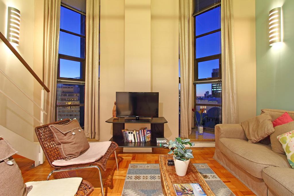Apartment Afribode Old Mutual - Acacia Place